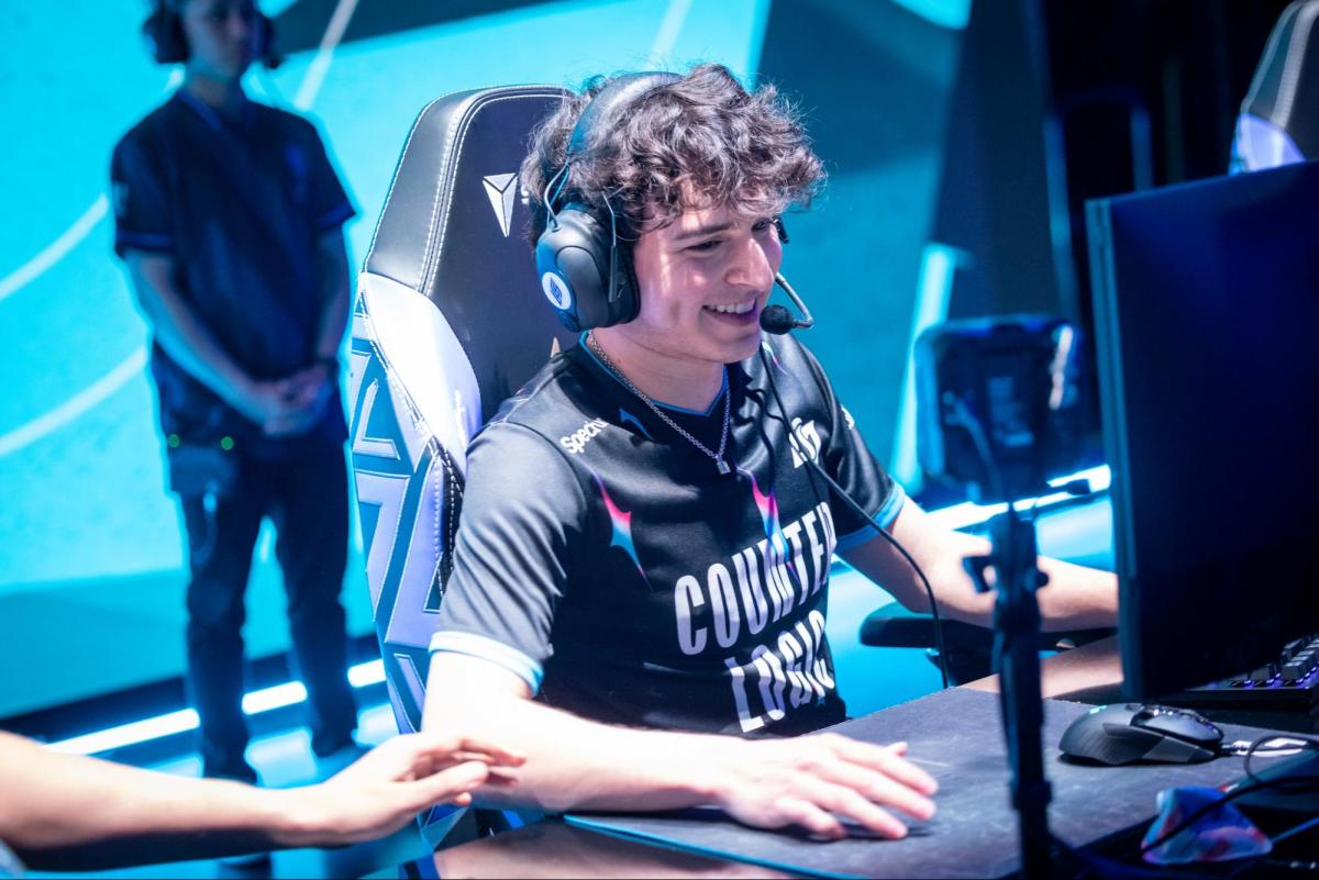 Contractz playing jungle for CLG